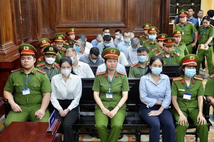 Cựu Vụ phó thuộc Bộ Công Thương khai nhận hối lộ 3 lần nhưng viết nhầm thành 4 - Ảnh 1.
