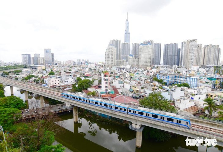 TP.HCM dự kiến vận hành thương mại metro số 1 vào tháng 7-2024 - Ảnh: QUANG ĐỊNH