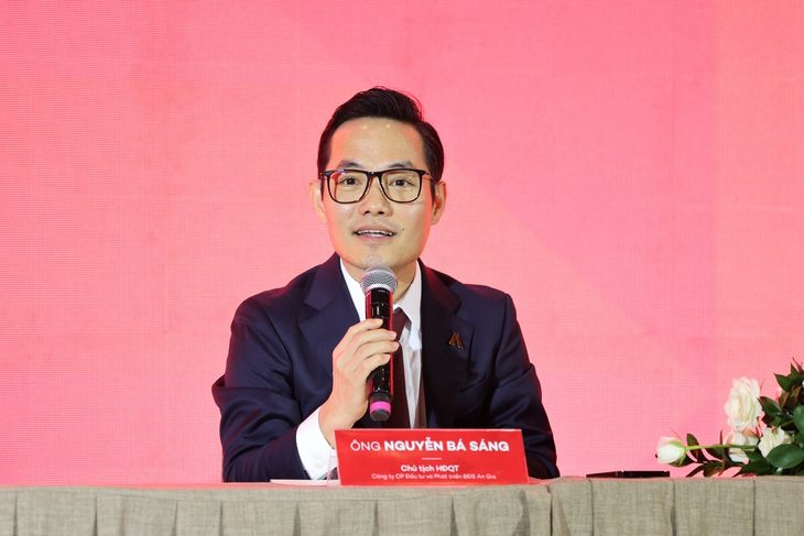 Ông Nguyễn Bá Sáng - chủ tịch hội đồng quản trị An Gia - cho hay pháp lý đối với các dự án hiện nay chậm, doanh nghiệp chờ đợi được khơi thông khi luật mới có hiệu lực - Ảnh: A.G.