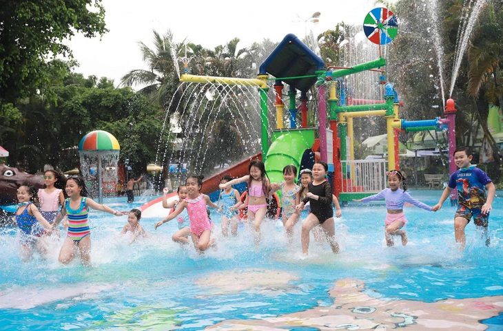 Công viên nước Đầm Sen báo lãi tăng mạnh nhờ đón hàng triệu lượt khách năm 2023 - Ảnh: Website DN