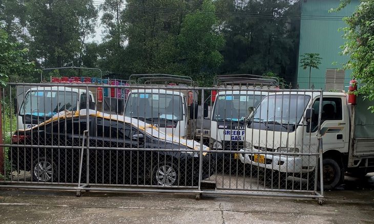 Công ty Gas bị nhóm người mang xe tải chặn cổng hơn 2 tháng, chính quyền ở đâu? - Ảnh 1.