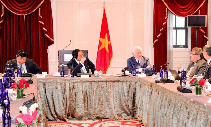 Thủ tướng Phạm Minh Chính cảm ơn và mong muốn các giáo sư, chuyên gia Mỹ đến Việt Nam để tiếp tục thảo luận sâu hơn nữa - Ảnh: D.LINH