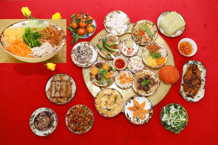 Mâm cỗ truyền thống Hà Nội - Ảnh: VĂN TUYẾN Mâm cỗ truyền thống Hà Nội - Ảnh: VĂN TUYẾN