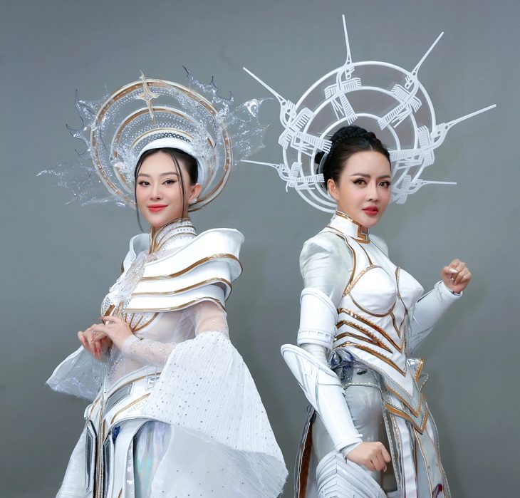 Ngô Thái Ngân (bìa phải), Đào Kỳ Anh giành ngôi vị quán quân Tỏa sáng sao đôi 2024 - Ảnh: BTC Ngô Thái Ngân (phải), Đào Kỳ Anh giành ngôi vị quán quân Tỏa sáng sao đôi 2024 - Ảnh: BTC