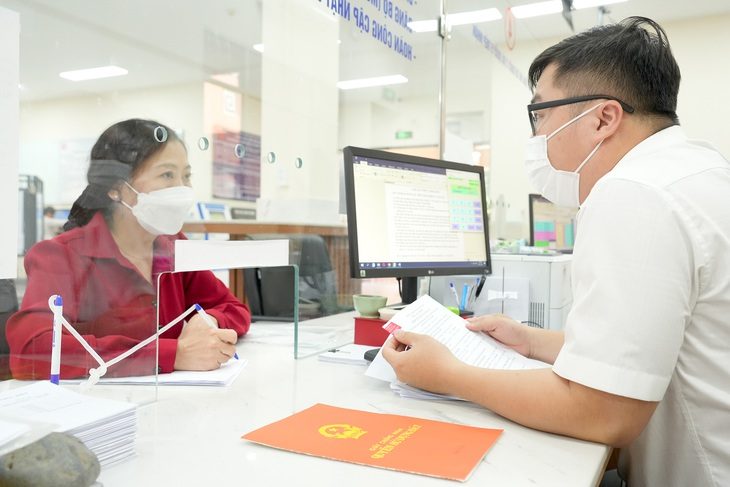 Cấp sổ đỏ online: Đều ủng hộ, nhưng khó làm ngay - Ảnh 1.